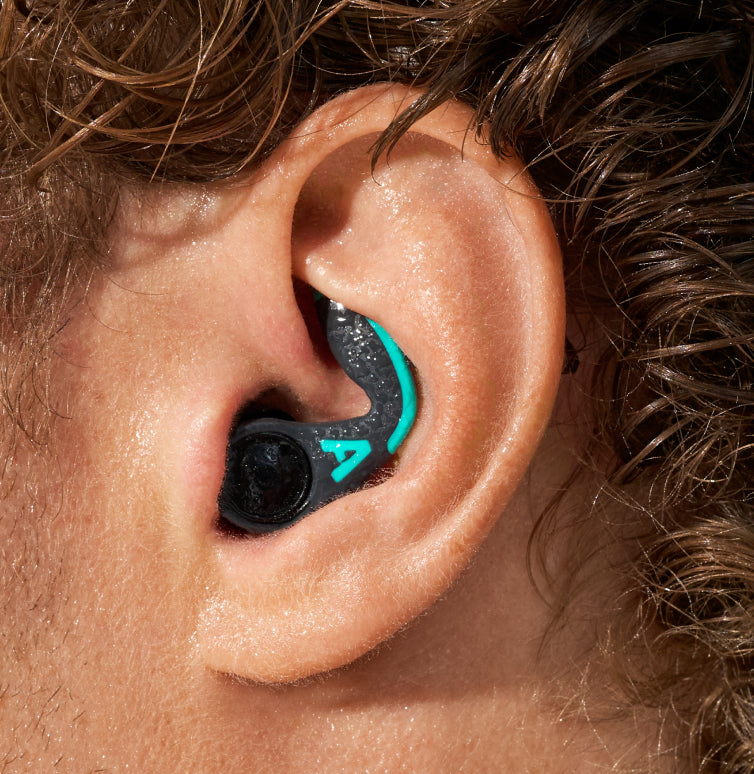 alpine watersafe pro surf earplugs comfort detail